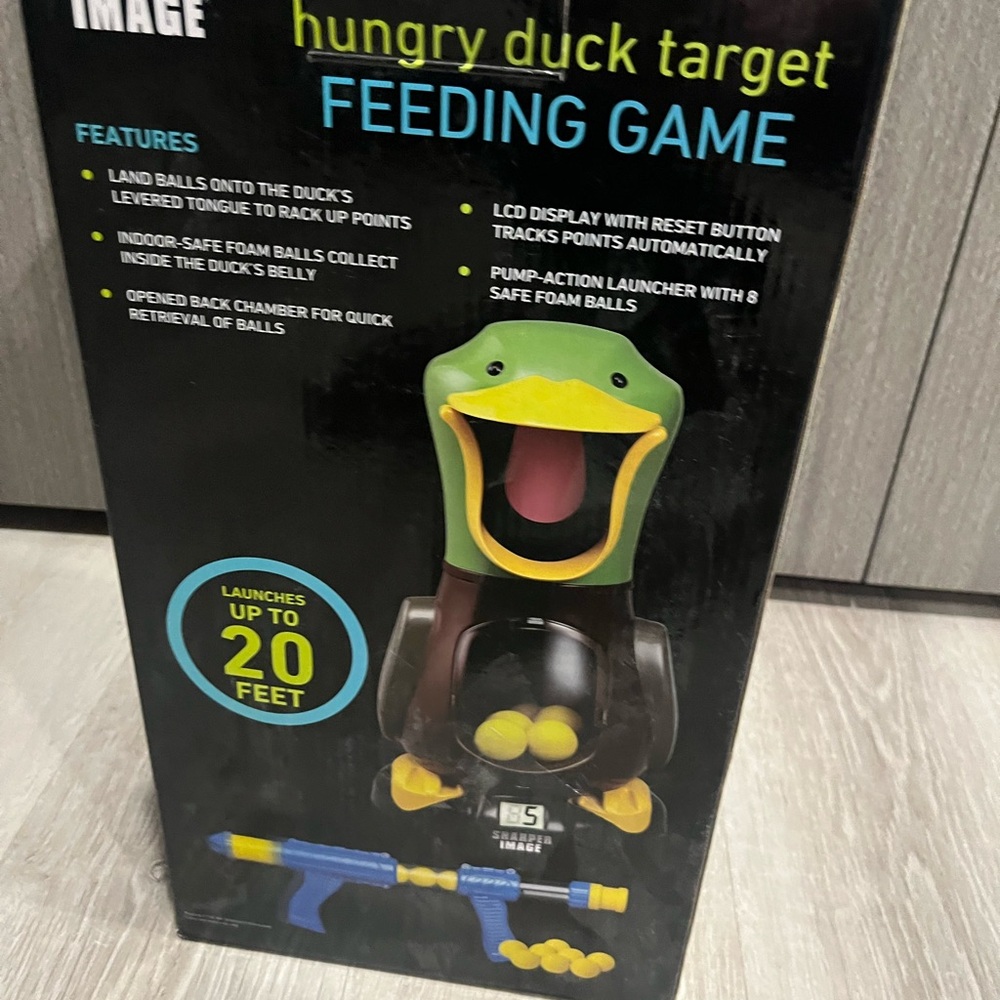 Sharper Image Green and Yellow Duck Feeding Game